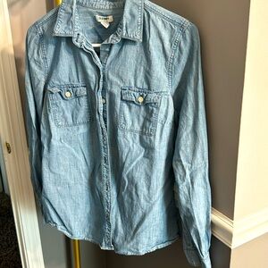Old Navy light blue, Jean like button up Size Small